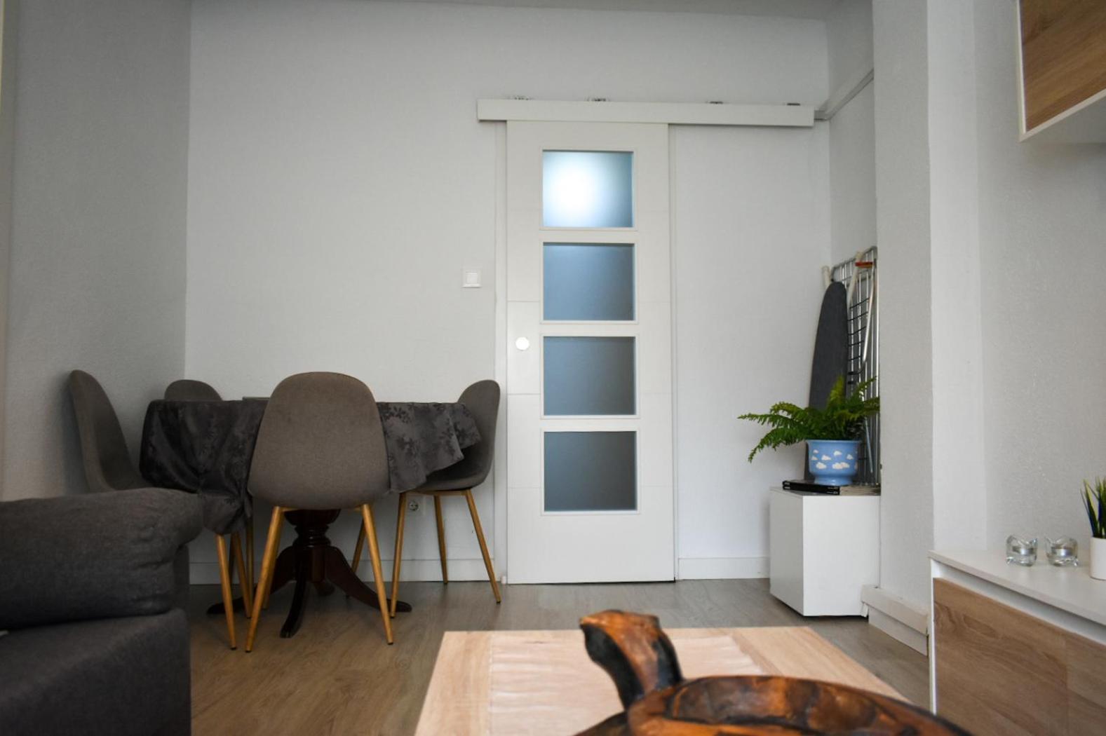 Cozy Flat Apartment อาลิกันเต ภายนอก รูปภาพ